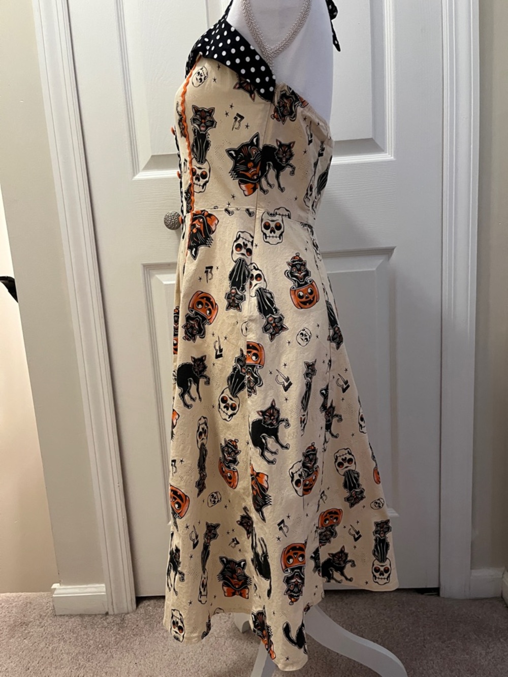 Vintage-Inspired Sourpuss Halloween Print Halter Dress in Cream, Orange & Black - Picture 7 of 16